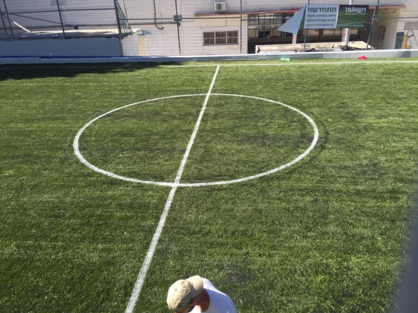 חדש - סימון מגרש כדורגל פסים בצביעה