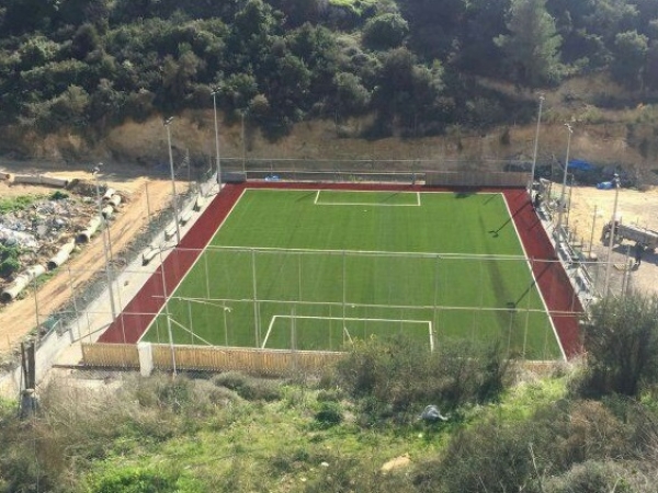 דשא סינטטי למגרשי כדורגל